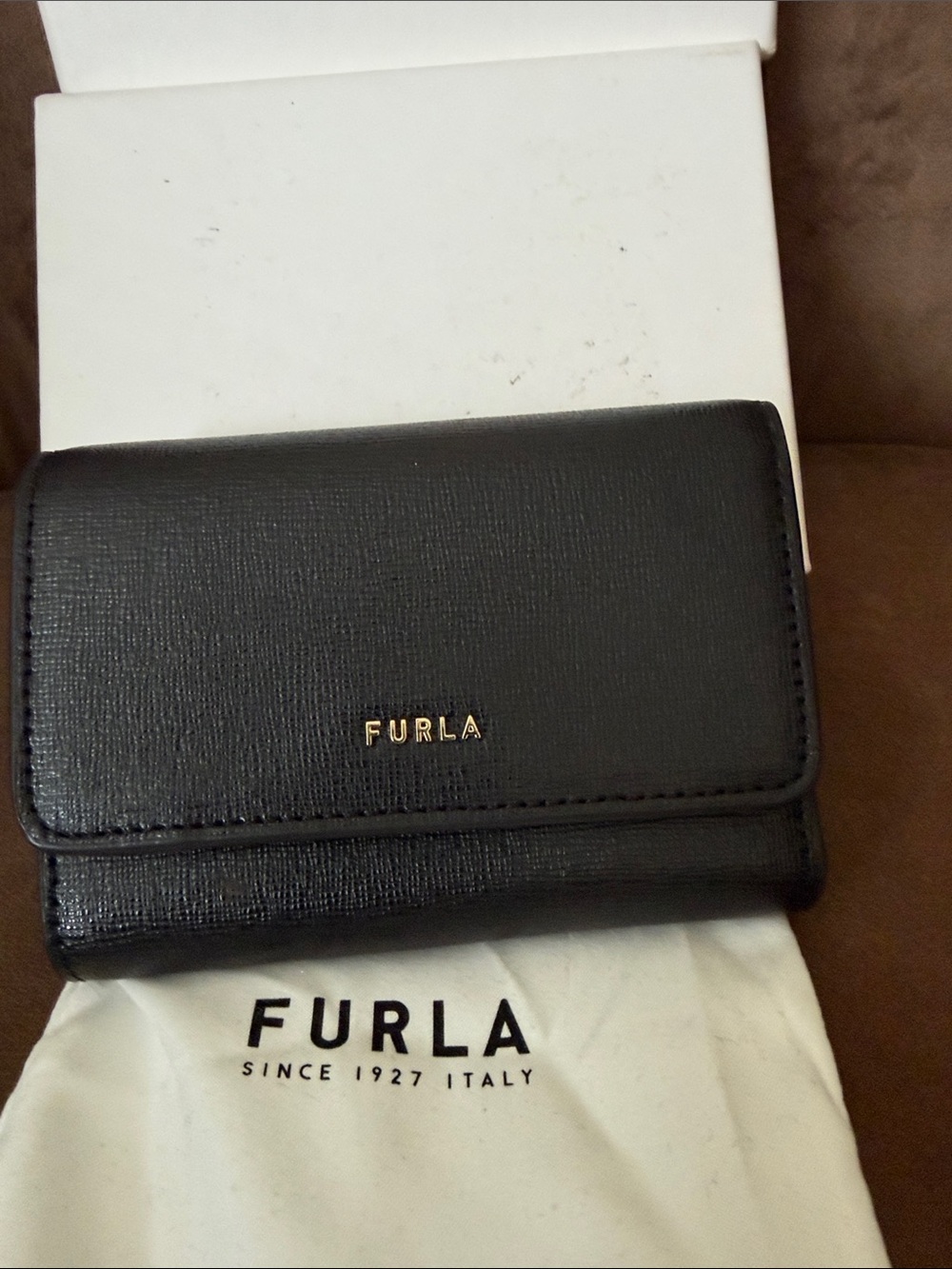Furla black textured leather compact wallet with gold logo